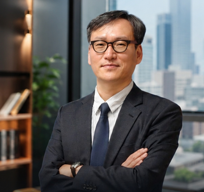 하관웅 위원